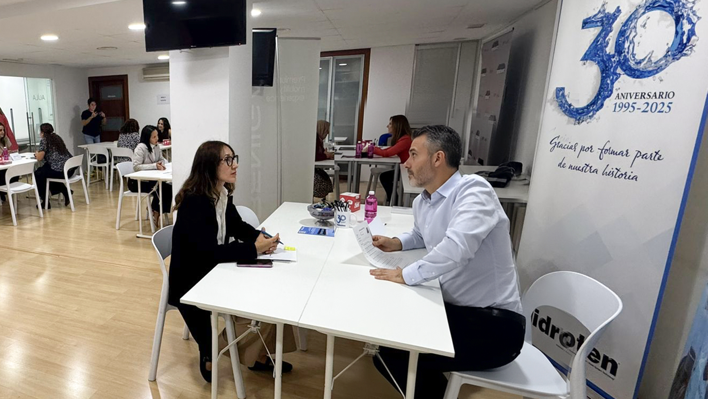 Hidroten takes part in an employability event organized by the Red Cross and Brandty.